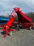 2811 Kuhn AE18 18-Bale Accumulator