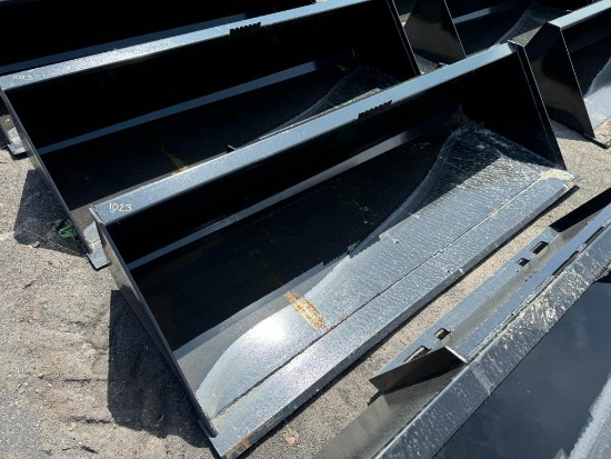 1023 New 84in Kivel Smooth Edge Bucket