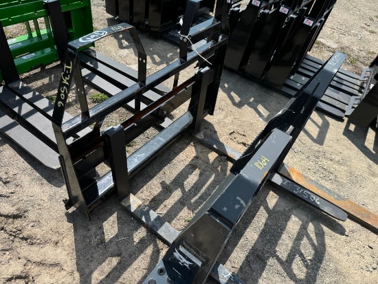 1063 New 60in Wildkat Pallet Forks