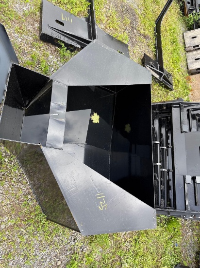 1125 3/4 Yard Skid Steer Concrete Bucket