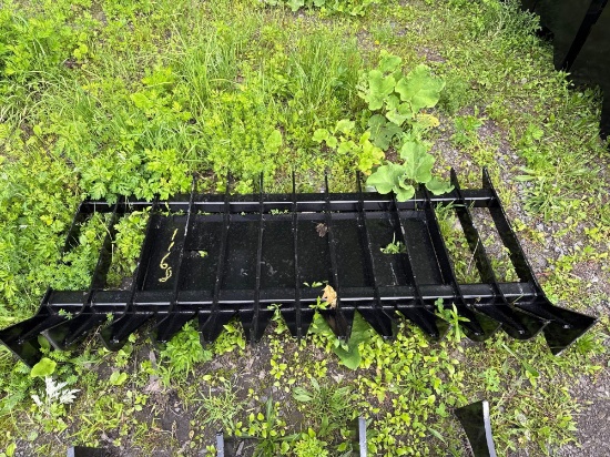 1168 70" Skid Steer Root Rake