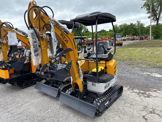 1203 New Mini Excavator with 3cyl Kubota Diesel