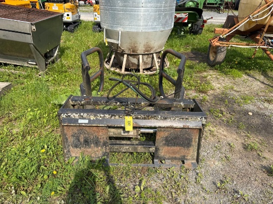 3046 Bale Grabber