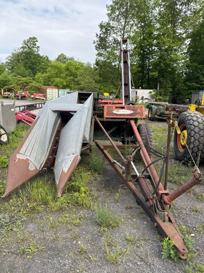 3053 New Idea Corn Picker