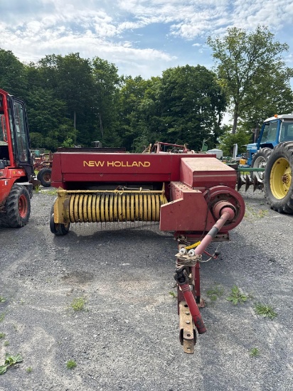 3109 New Holland 315 Baler w/Hyd Ejector