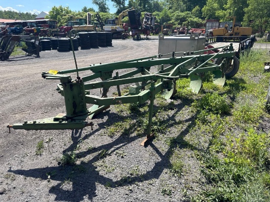 3120 John Deere 5x Bottom Plow