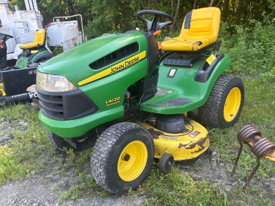3226 John Deere LA120