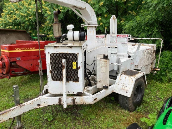 3297 Brush Bandit Wood Chipper