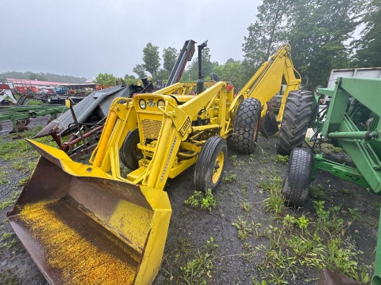 6507 Massey-Ferguson Backhoe