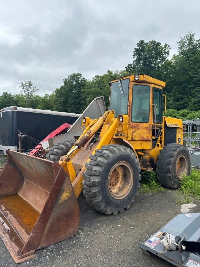 6519 John Deere 444 C Loader