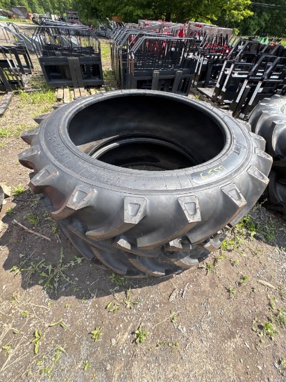 6559 Pair of New 15.5-38 Tires