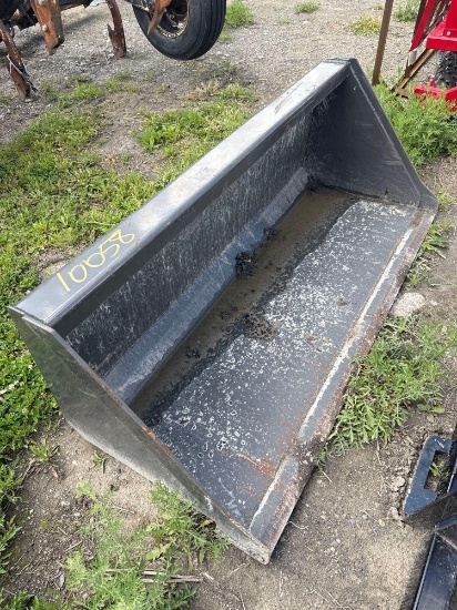 10058 Ironcraft 66" Tractor Bucket