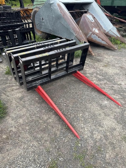 10116 Low Back 2 Prong Skid Steer Bale Spears