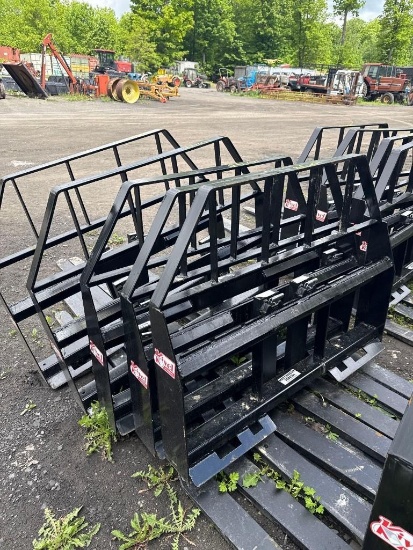 10142 2000lb Skid Steer Pallet Forks
