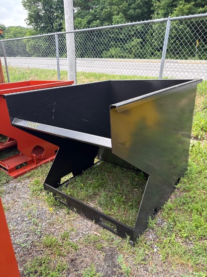 12025 2.0 CY Skid Steer Hopper with Fork Pockets