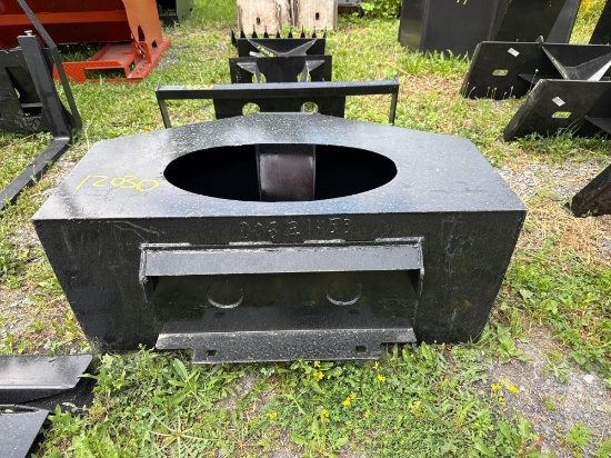 12030 Mini Universal Attach Skid Steer Concrete Placement Bucket