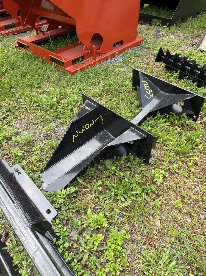 12032 Mini Universal Attach Skid Steer Tree Spade