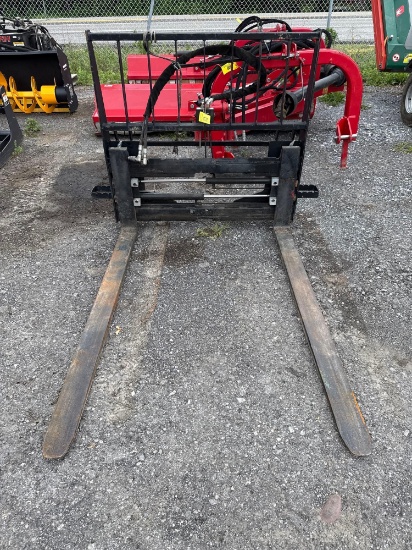 4309 New Holland Side SHift Pallet Forks