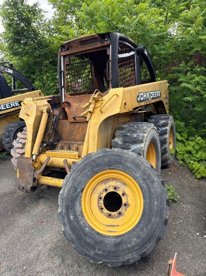 7265 John Deere 260 Skid Steer