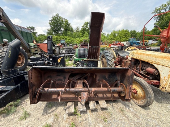 7482 New Holland 716B Front Mount Snow Blower w/Shaft