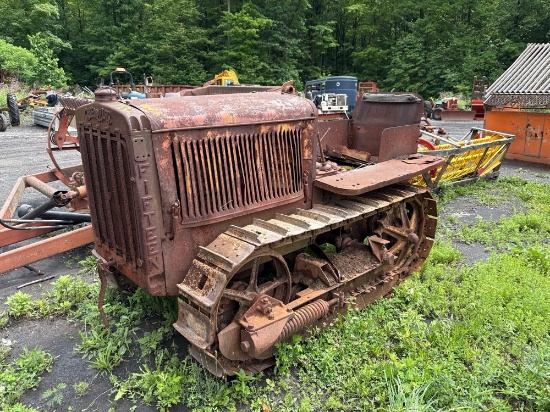 7552 CAT Fifteen Crawler