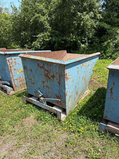 203 Forklift Self Dumping Hopper 32"w x 60"l