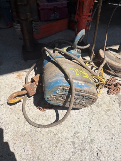 213 Comet Electric Hoist