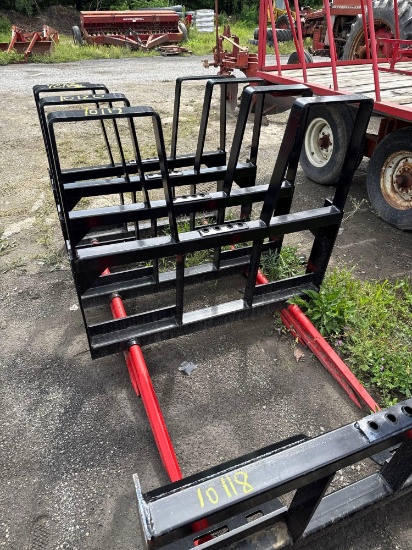 10122 New Kivel Dual Prong Bale Spear Attachment with Backframe