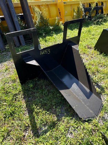 16053 40 in Skid Steer Spade Bucket