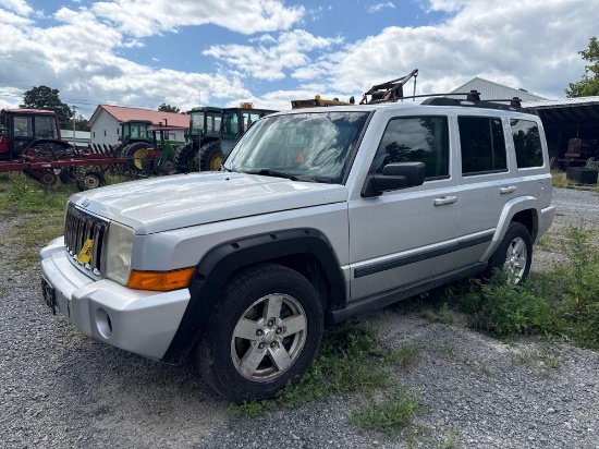 4446 2007 Jeep Commander SUV VIN: 1J8HG48K57C650083