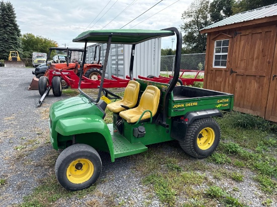4589 John Deere Gator