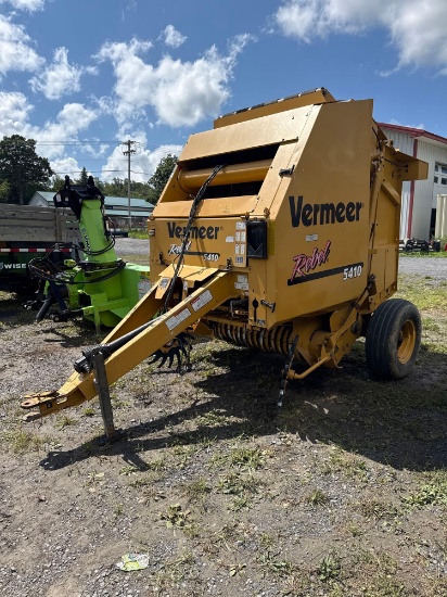 7668 Vermeer Rebel 5410 Round Baler
