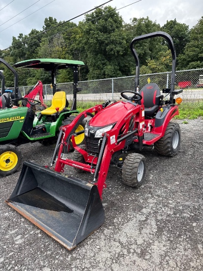 7698 Mahindra EMax 20 Tractor