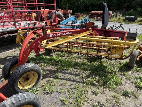 7734 New Holland 258 Dolly Wheel Rake