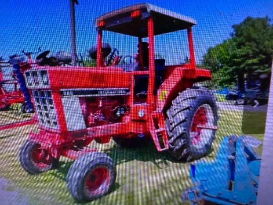 7866 IH 886 4 Post Sharp Original Tractor