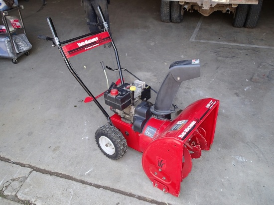 MTD Yard Machines 31A-611D062 snow blower