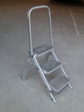 Little Jumbo 26in step ladder