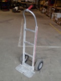 Aluminum hand truck - pneumatic tires