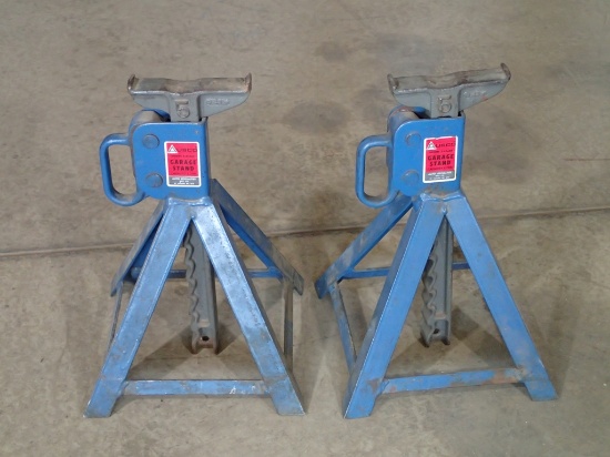 (2) Ausco 5-ton jack stands