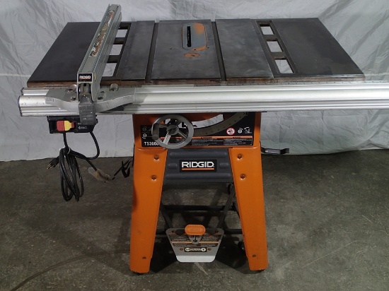 Ridgid TS3660 10in table saw w/Ridgid Herc-U-Lift caster set