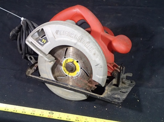 B&D CS1000 7 1/4in circular saw