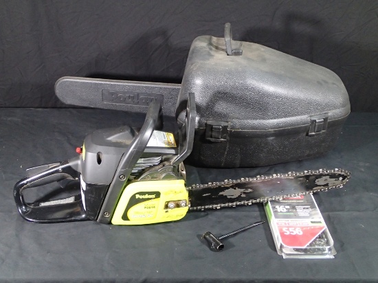 Poulan P3816 gas chainsaw w/case and (1) new chain - see video