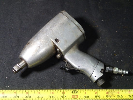 Astro Power 1/2in drive impact wrench