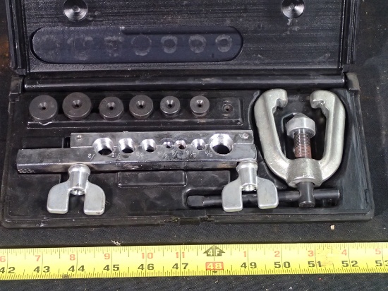 Flaring tool set - missing one die