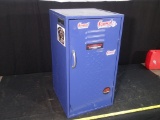 Small shop cabinet w/(2) shelves -