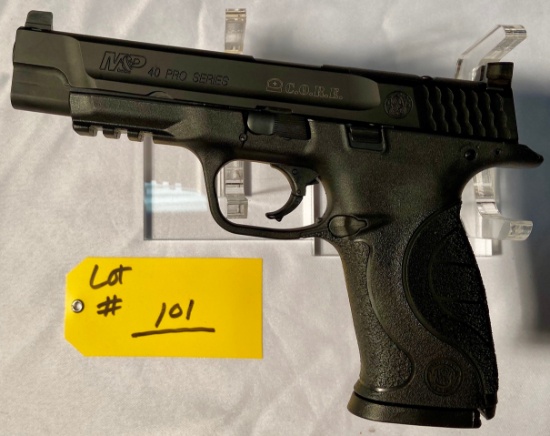 S&W