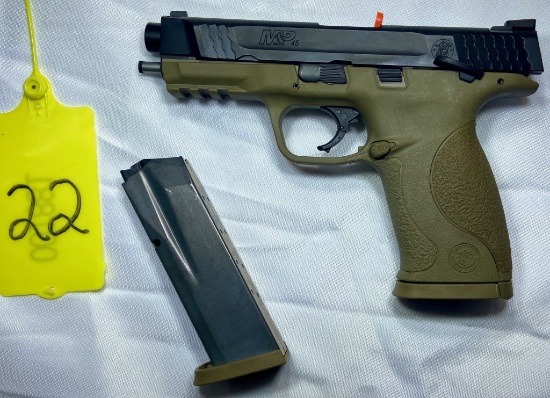 SMITH & WESSON