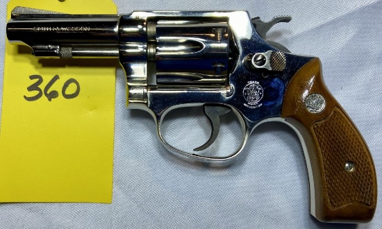 SMITH & WESSON
