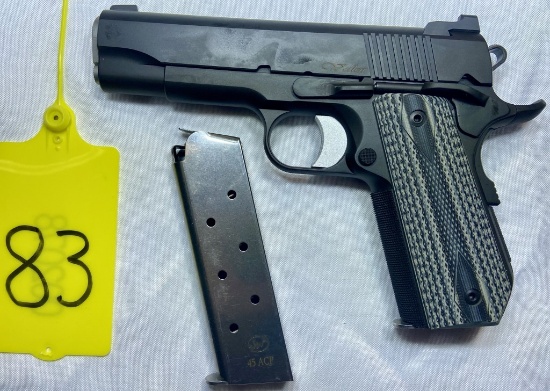 DAN WESSON ARMS