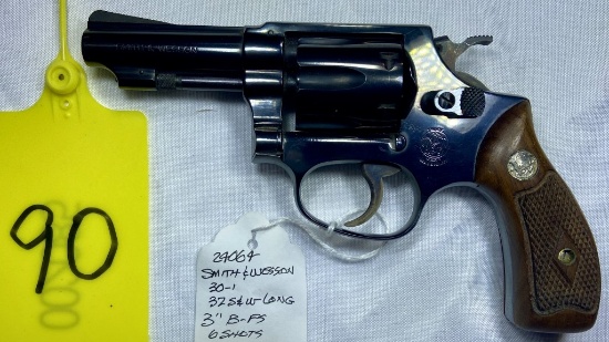 SMITH & WESSON